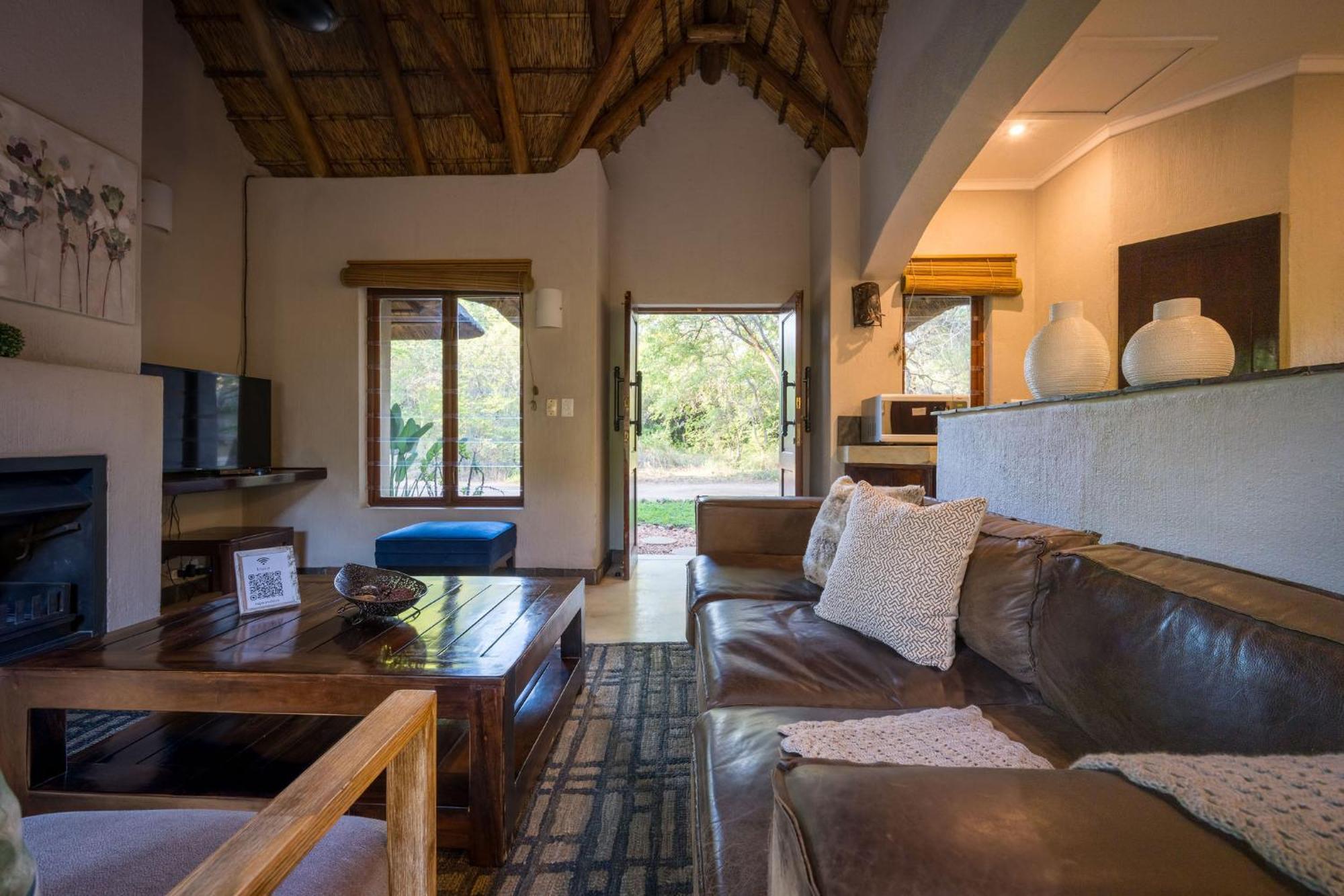 Raptors Lodge โฮดสปรูท ภายนอก รูปภาพ