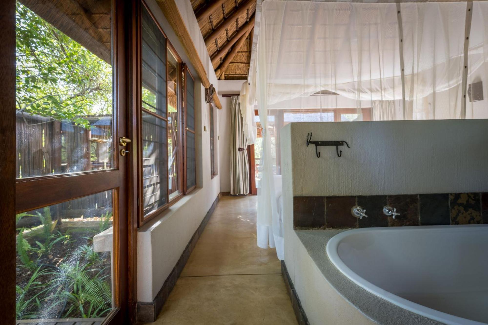 Raptors Lodge โฮดสปรูท ภายนอก รูปภาพ